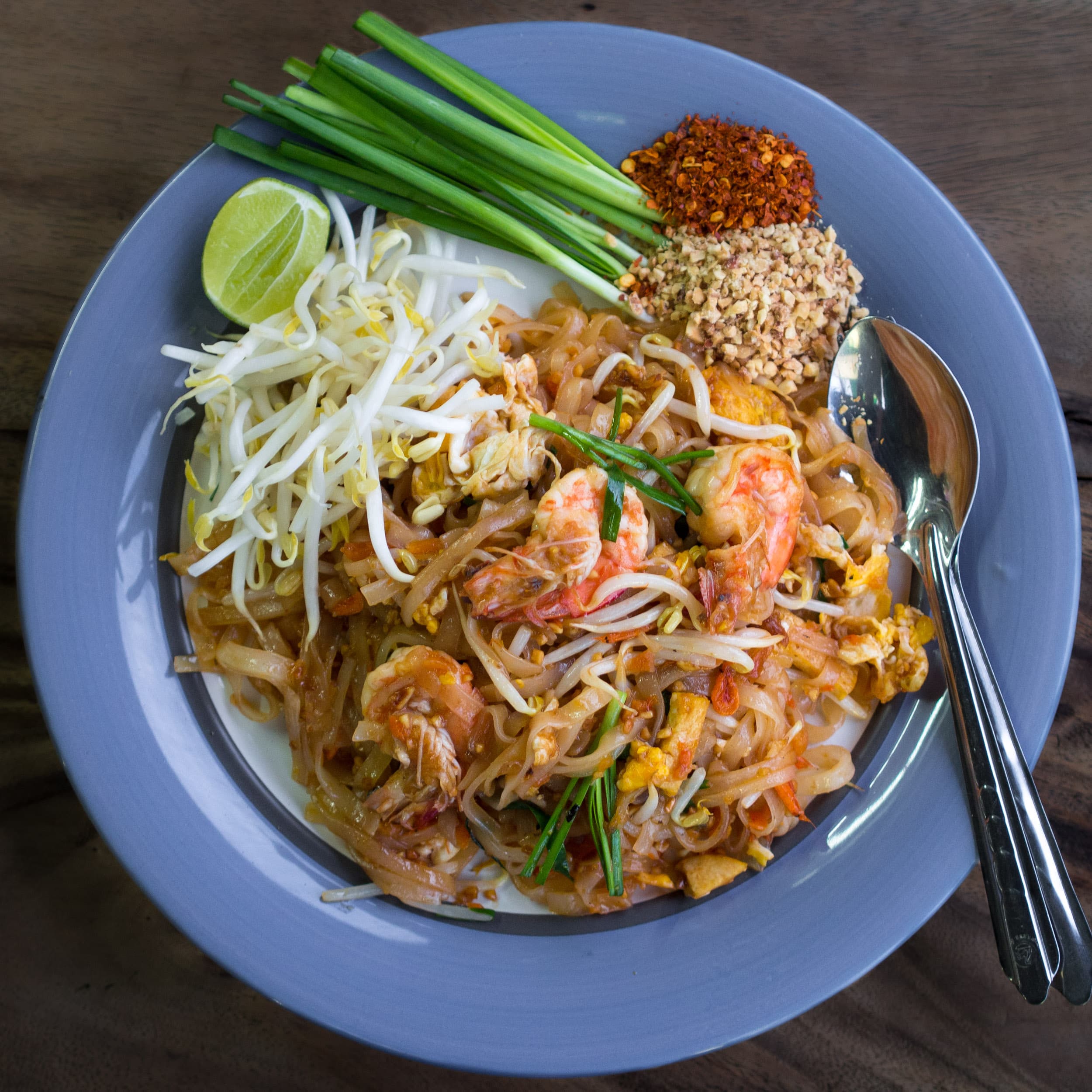 Wikimedia photo of Pad thai
